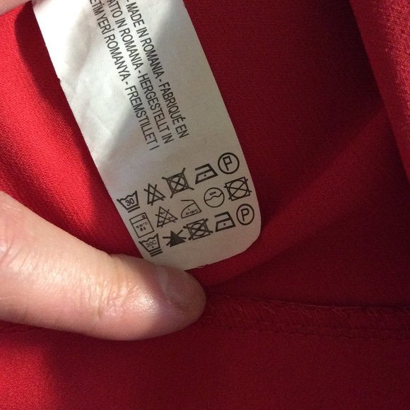 Zara low cut fitted mini red dress (XS) - Picture 8 of 9